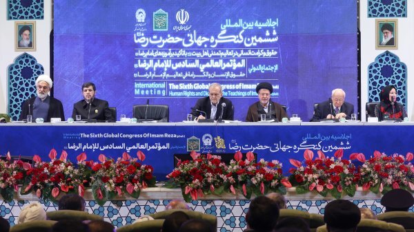 اگر نمیتوانیم عدالت را پیاده کنیم، مشکل از مردم نیست اگر نمیتوانیم عدالت را پیاده کنیم، مشکل از مردم نیست