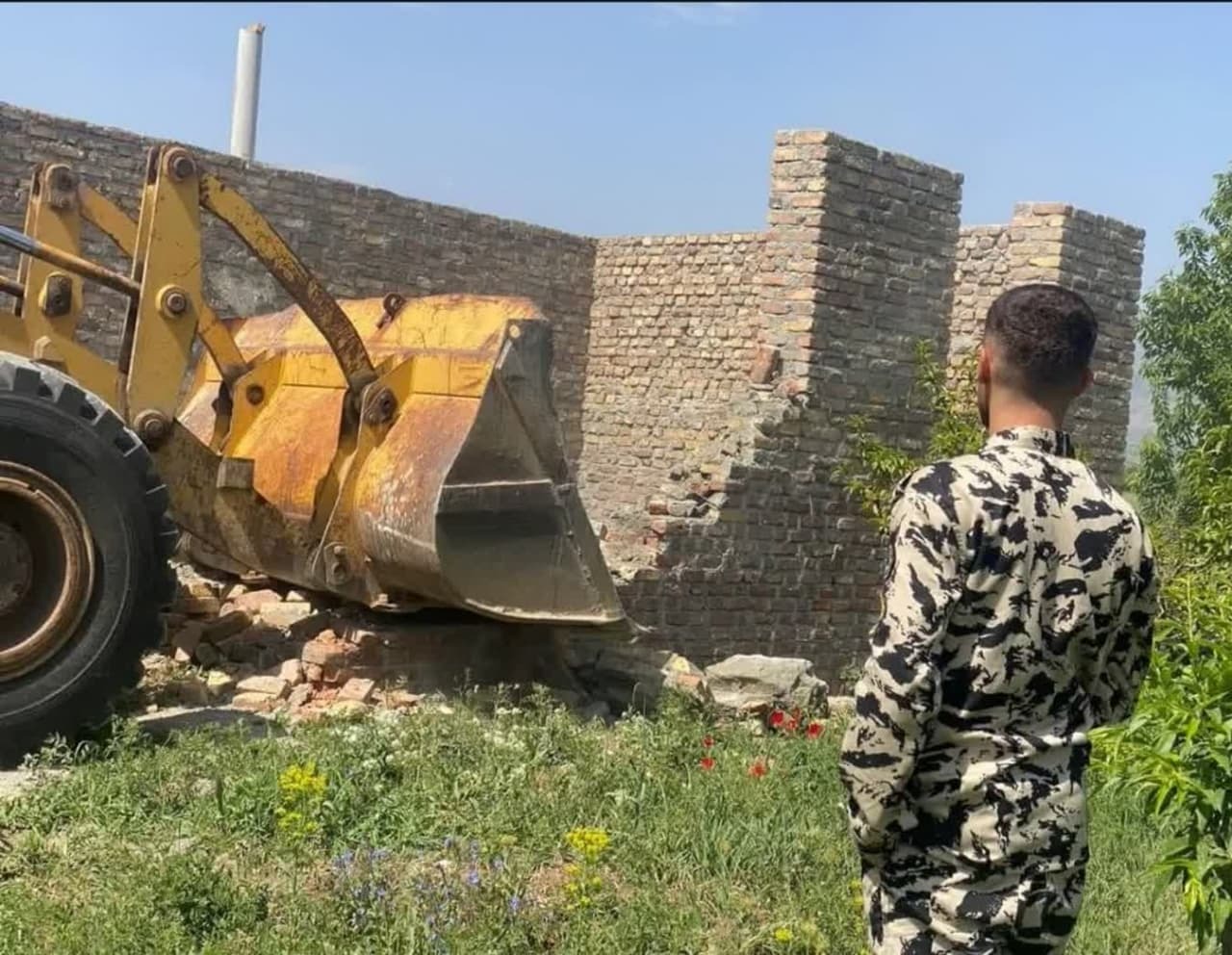 بازگشت بیش از ۳۳ هزار مترمربع اراضی کشاورزی آذربایجان‌غربی به چرخه تولید