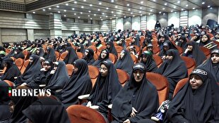 تجمع بزرگ رهروان زینبی بانوان خادم یار در قم