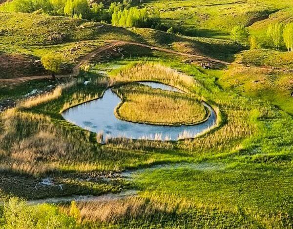 بررسی ظرفیتها وزیرساختهای روستای هدف گردشگری بدرلوی تکاب