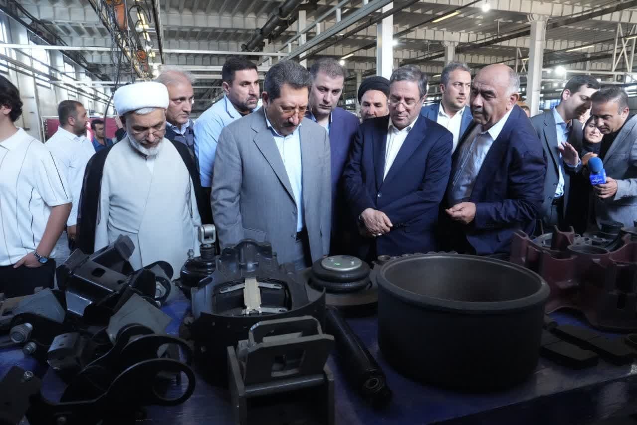 حمایت از صنایع بزرگ و توسعه پایانه‌های مرزی در آذربایجان‌غربی پیگیری می‌شود