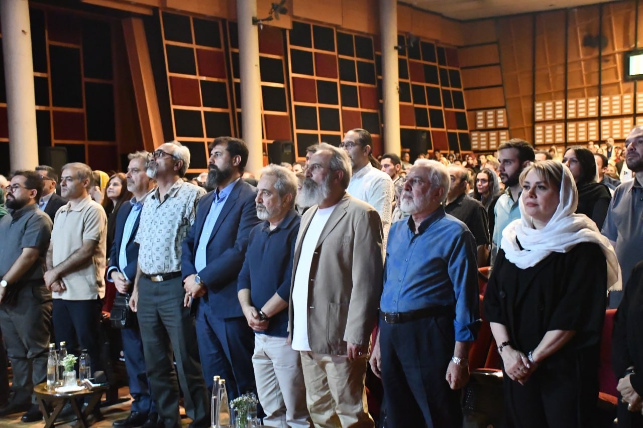 خط معلی ۲۵ ساله شد/ گلایه خوشنویس مختارنامه از انجمن خوشنویسان