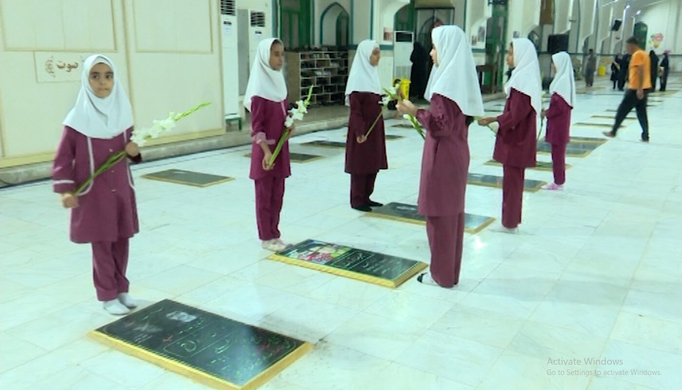 تجدید میثاق دانش‌آموزان با شهدا در هرمزگان