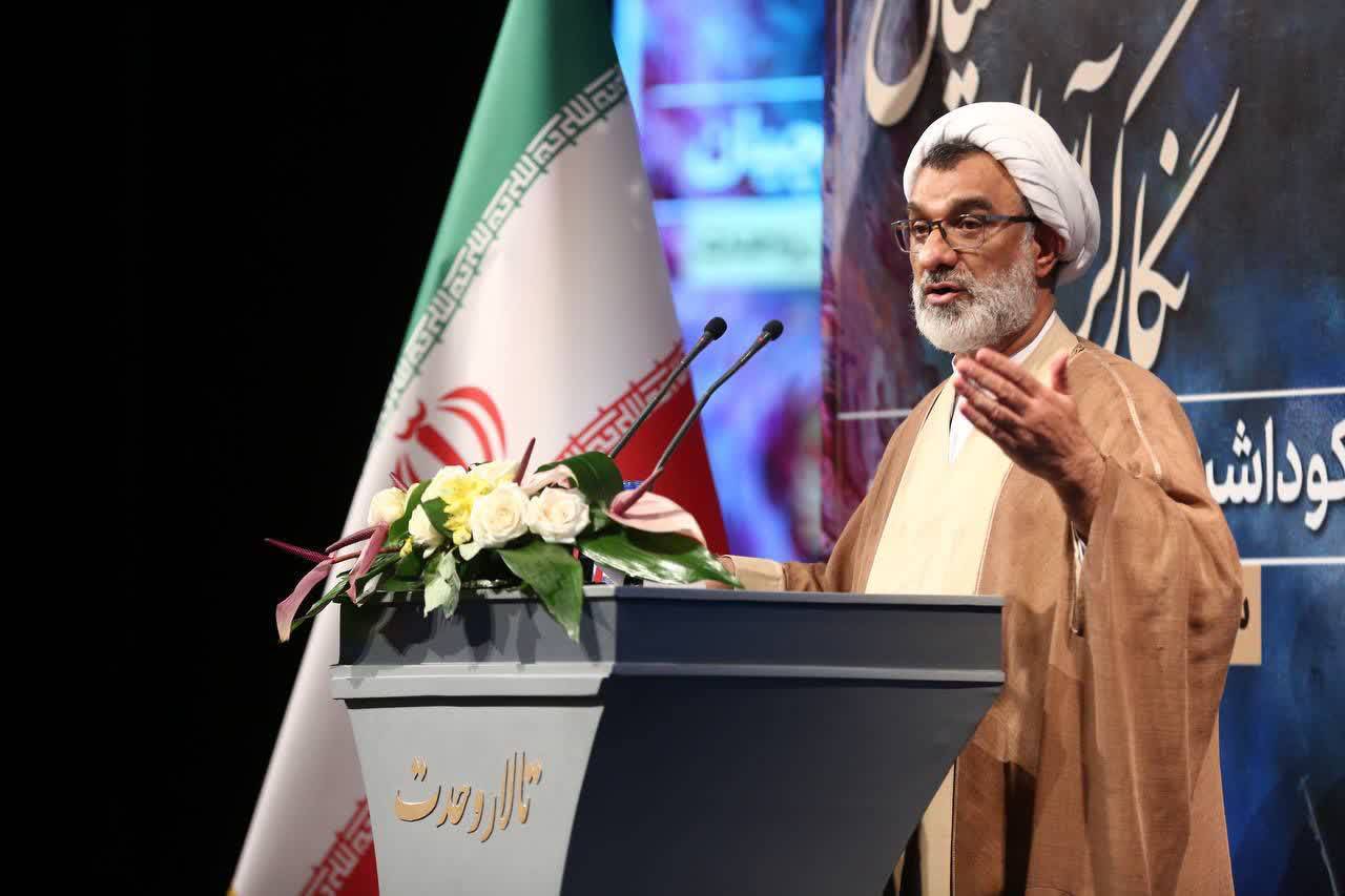 استاد فرشچیان؛ الگوی هنرمند تمدن‌ساز و سرمایه نمادین وحدت ملی