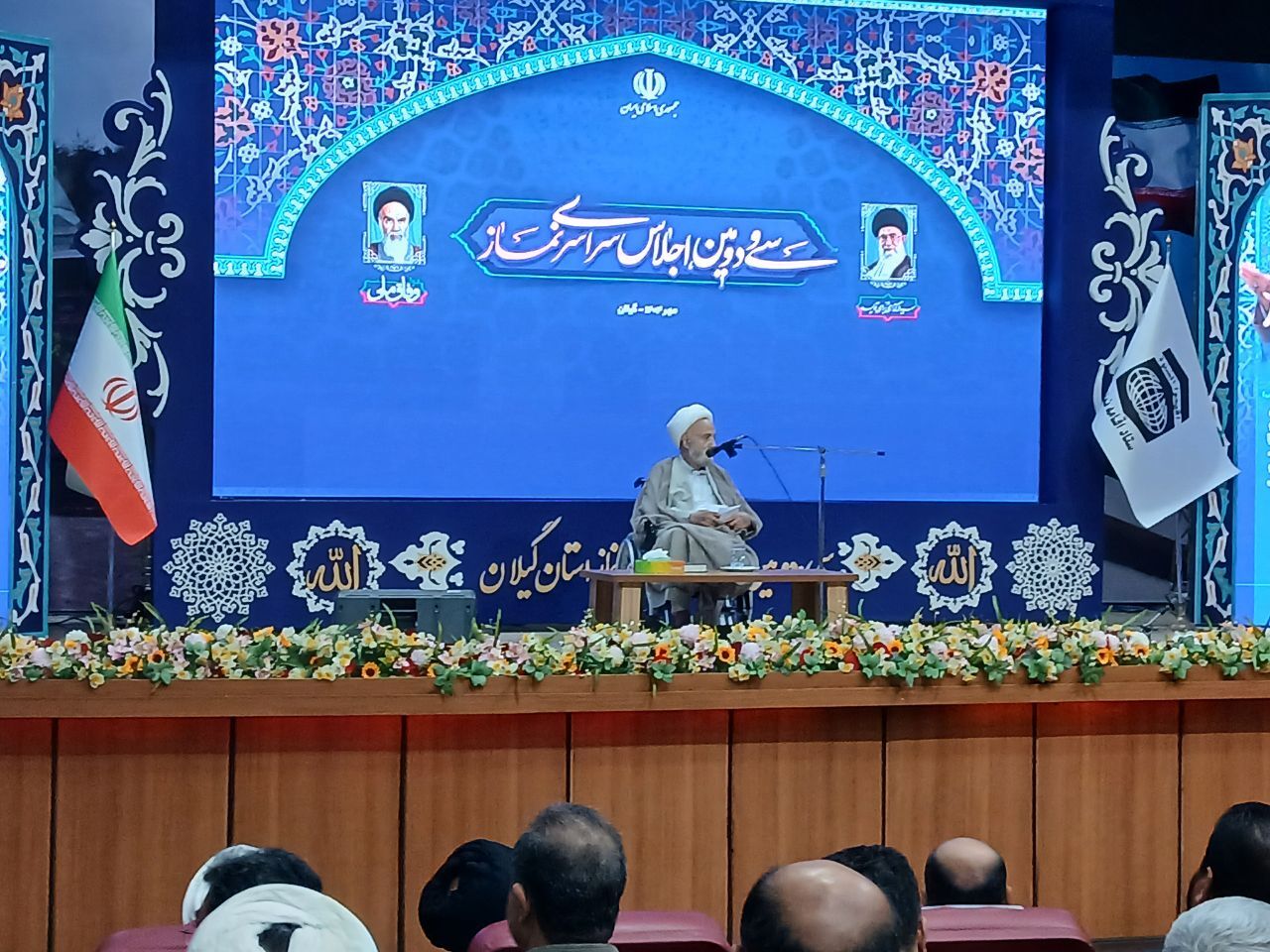 نسل نو بسیار شکننده است، باید رابطه با نسل نو تقویت شود نسل نو بسیار شکننده است، باید رابطه با نسل نو تقویت شود