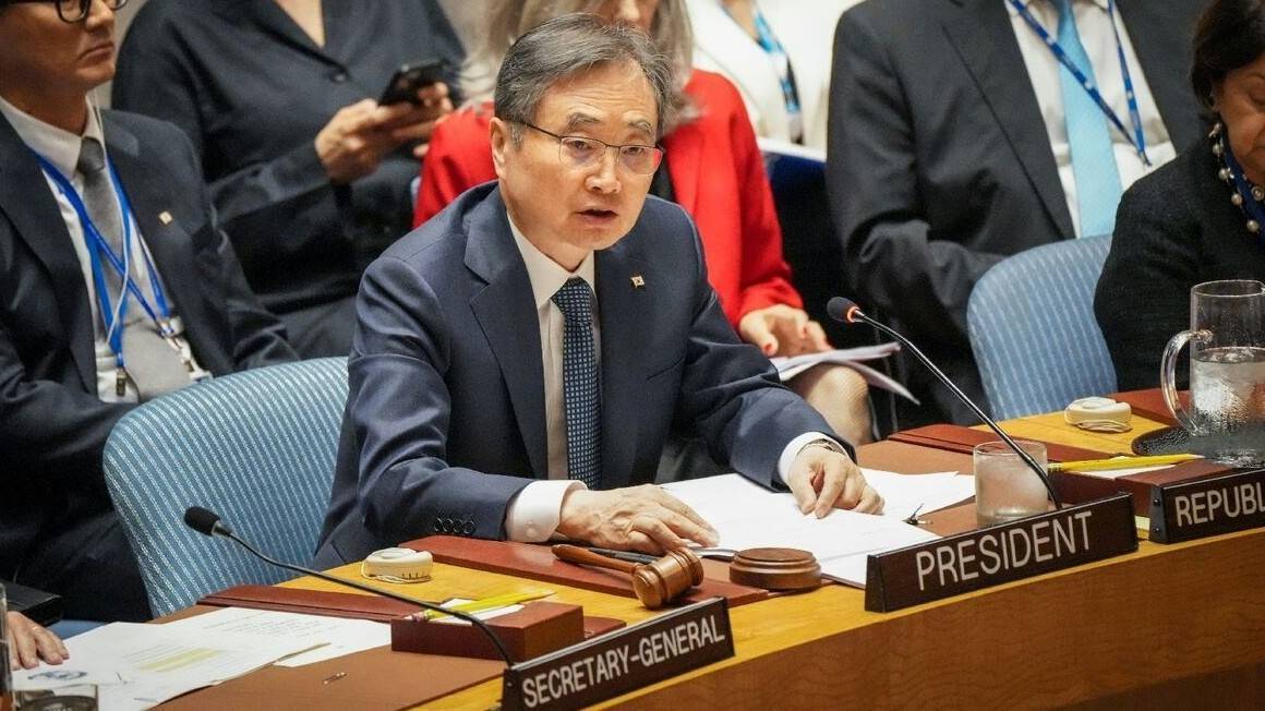 سئول و پکن بر توقف فوری جنگ غزه تاکید کردند سئول و پکن بر توقف فوری جنگ غزه تاکید کردند