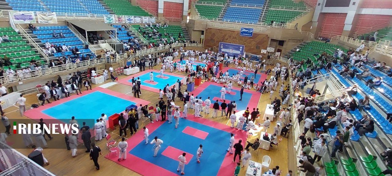 نایب قهرمانی مازندران در مسابقات کشوری کاراته بانوان و آقایان