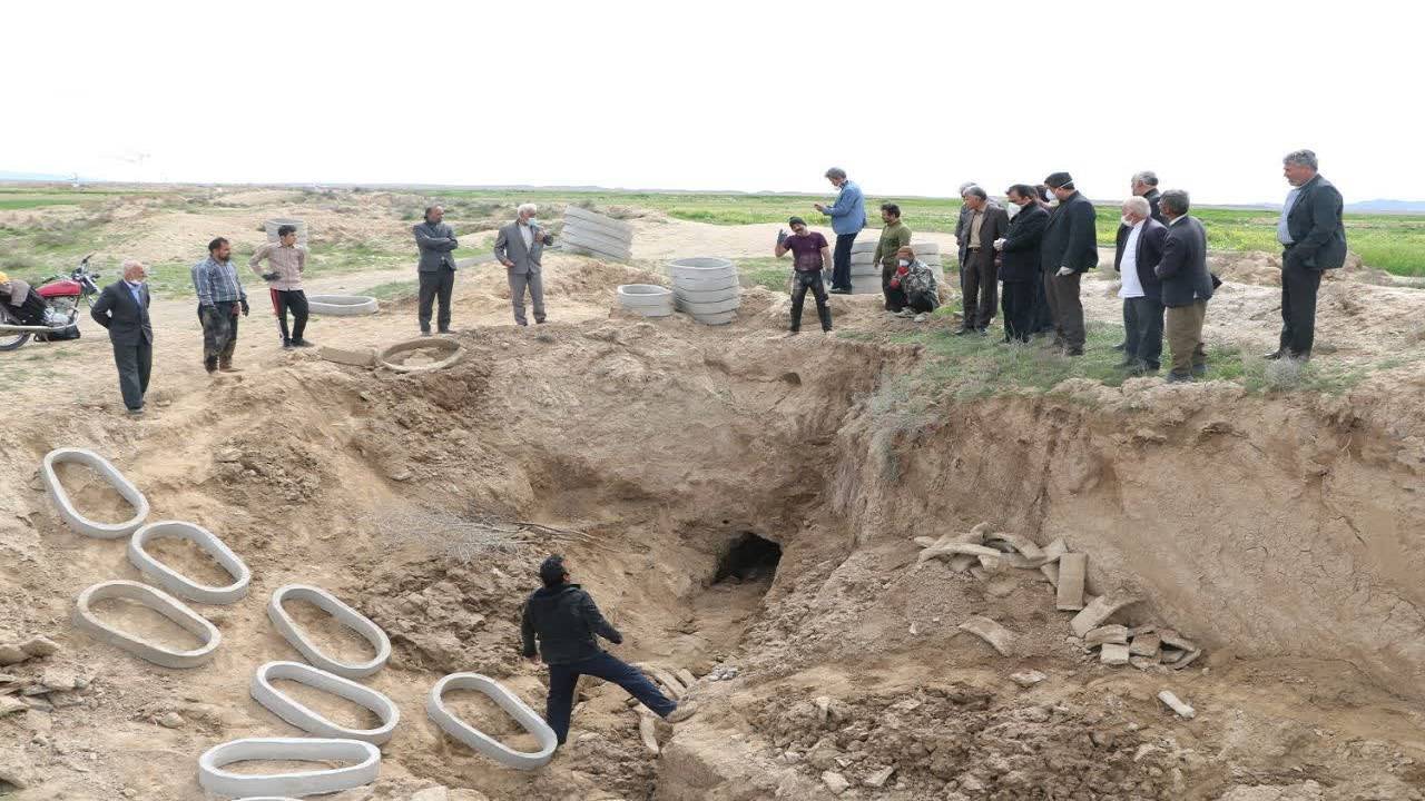 ۱۰ رشته قنات در دو سال گذشته در شهرستان کاشمر لایروبی شده است.