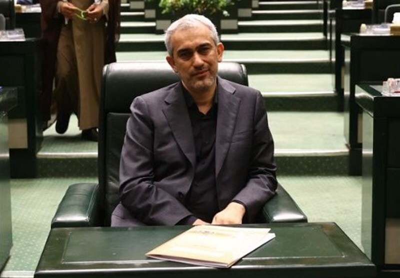 تحقق رشد اقتصادی بدون رفع موانع کلان ممکن نیست