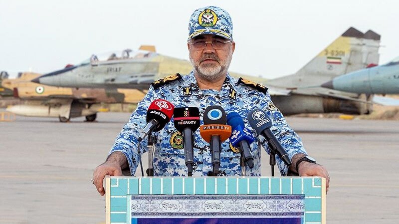 تیزپروازان نیروی هوایی با همه وجود به میدان آمدند تیزپروازان نیروی هوایی با همه وجود به میدان آمدند