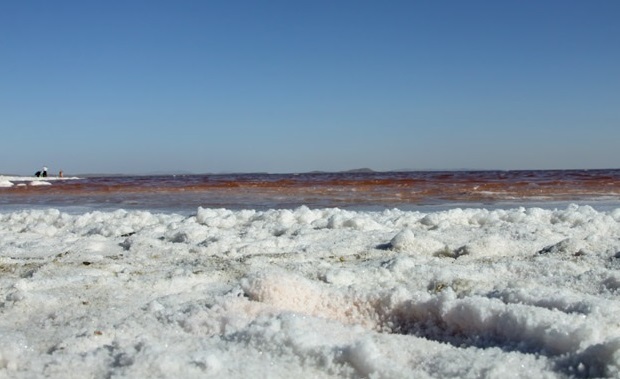 حفاظت از محیط زیست اولویت اصلی در بهرهبرداری از منابع طبیعی حفاظت از محیط زیست اولویت اصلی در بهرهبرداری از منابع طبیعی