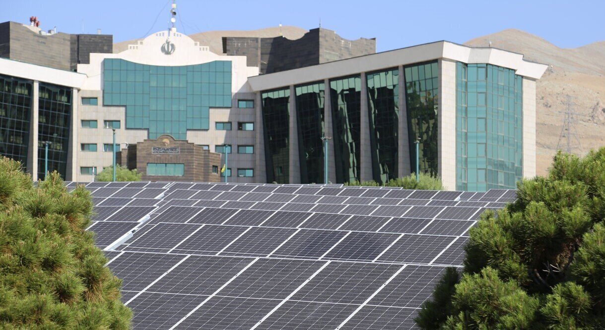 توسعه نیروگاههای خورشیدی با ظرفیت بالای ۷ مگاوات توسعه نیروگاههای خورشیدی با ظرفیت بالای ۷ مگاوات