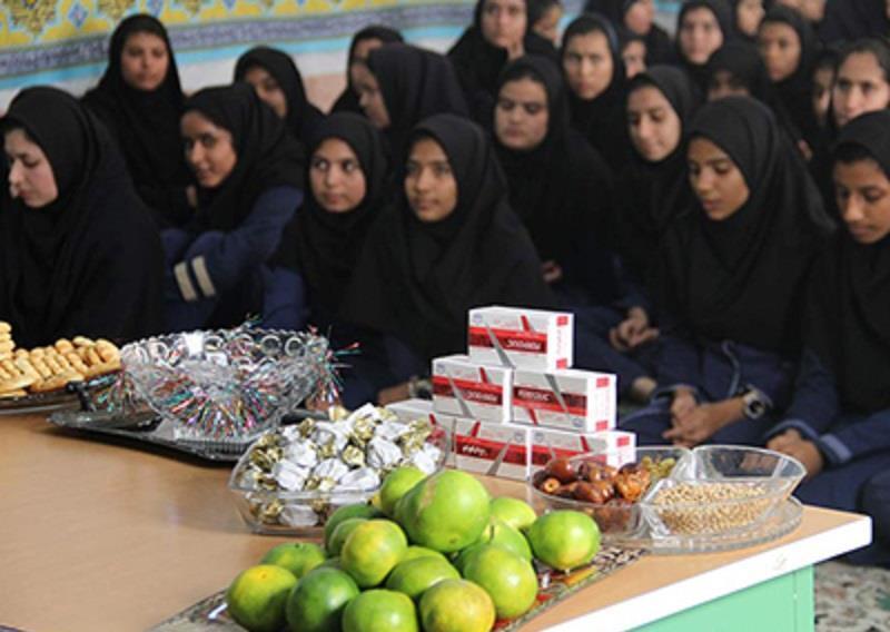 توزیع قرص فرفولیک و ویتامین D در مدارس میناب