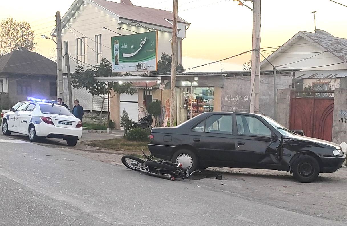 برخورد خوروی سواری با موتورسیکلت در جاده صومعه سرا یک کشته برجای گذاشت
