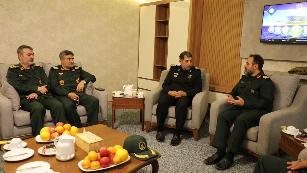 همکاری سپاه و ارتش موجب ارتقای چشمگیر آمادگی‌های دفاعی می‌شود