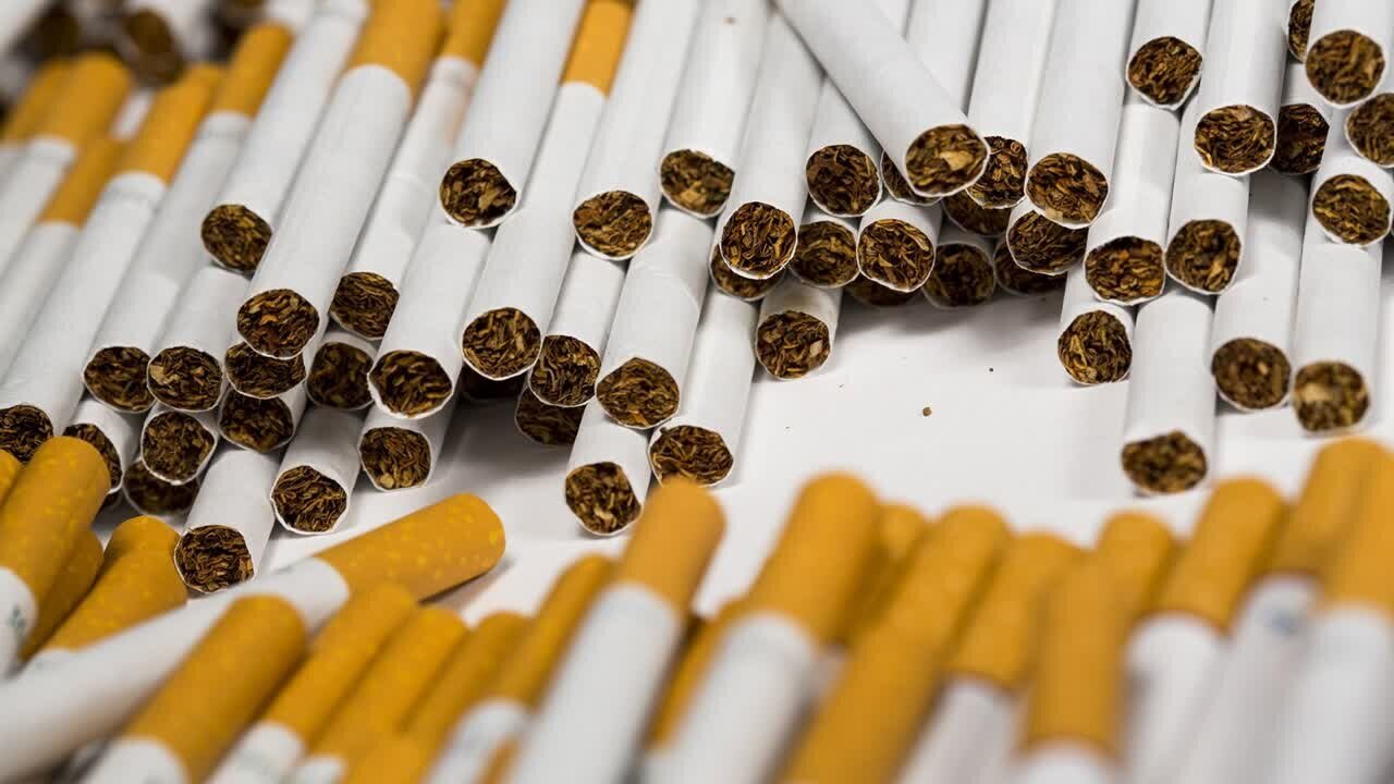 جریمه قاچاقچی سیگار در دزفول جریمه قاچاقچی سیگار در دزفول