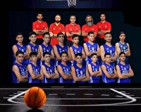 تیم بسکتبال آویژه صنعت مشهد، میزبان ولیدی پاک کردستان