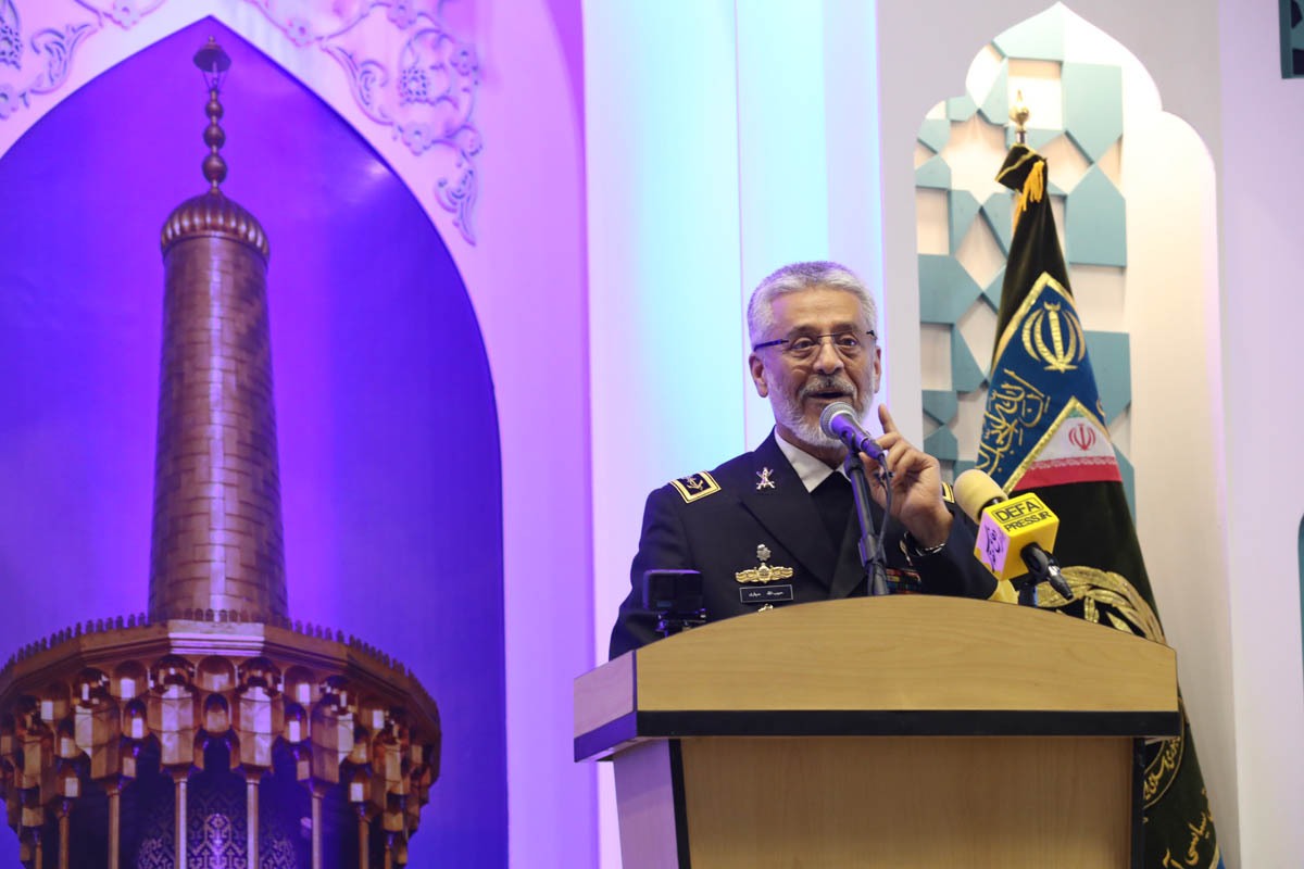 *** ارتش مقابل هرگونه نفوذ دشمن به ایران ایستاده است