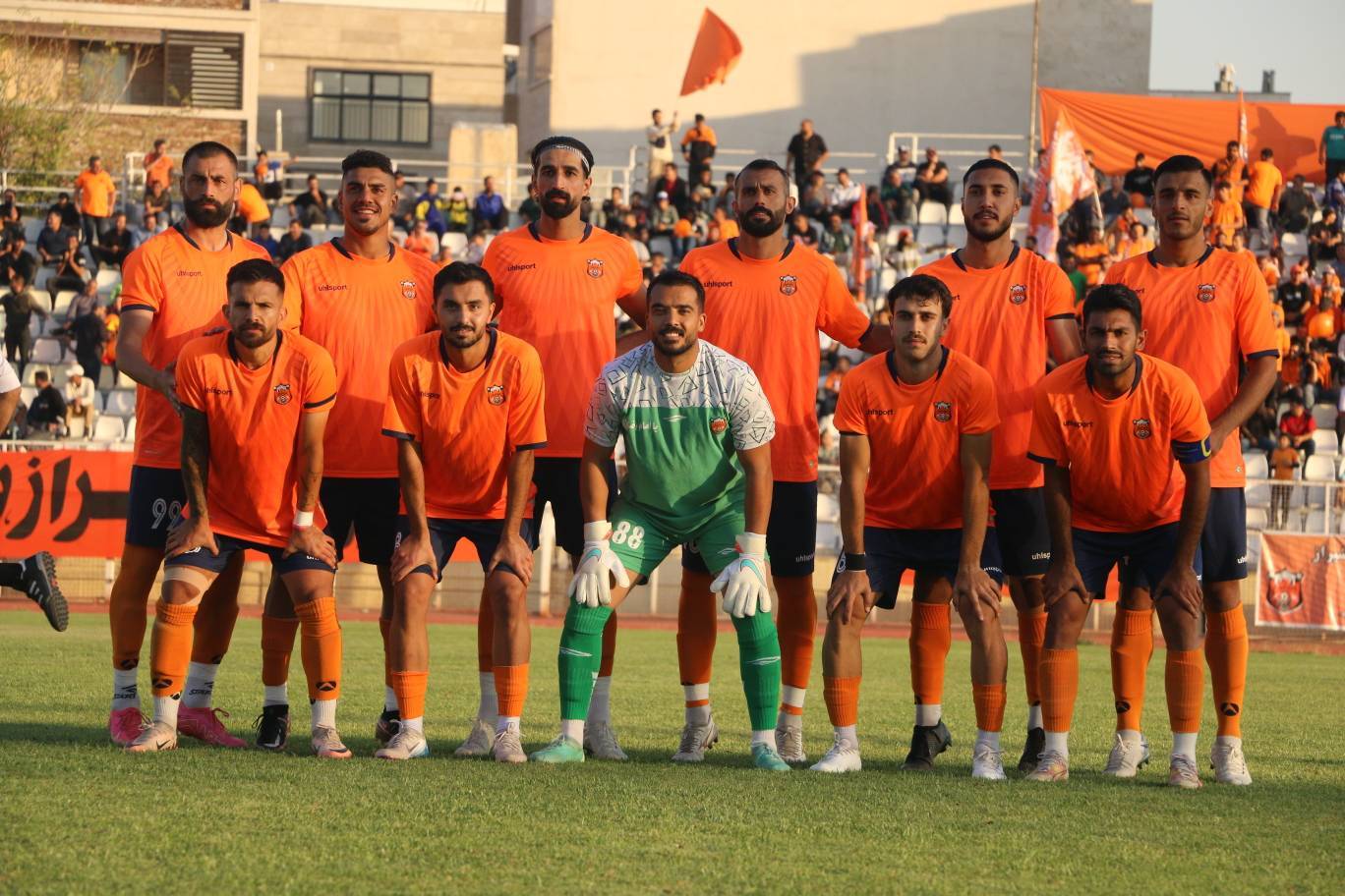 تغییر مکان دیدار برق شیراز در هفته نهم لیگ دسته دو تغییر مکان دیدار برق شیراز در هفته نهم لیگ دسته دو