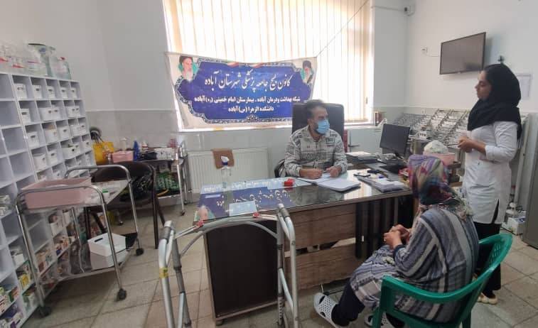 دستان سخاوتمند پزشکان یاری رسان سالمندان آباده