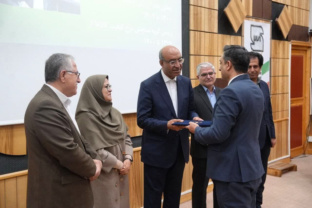 معرفی مدیرکل جدید استاندارد کرمانشاه معرفی مدیرکل جدید استاندارد کرمانشاه