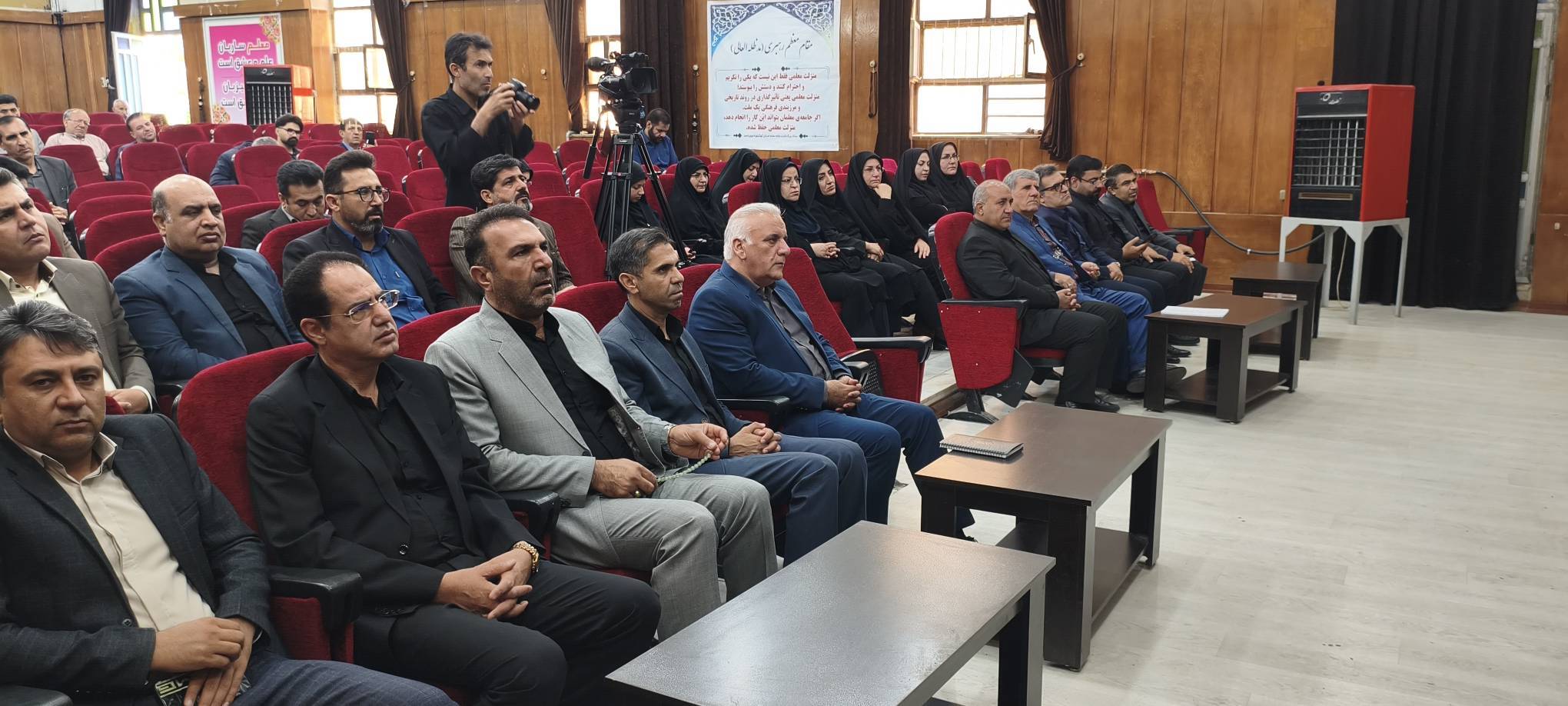 برگزاری برنامه آموزشی و ترویجی مدیریت مصرف آب در کهگیلویه و بویراحمد