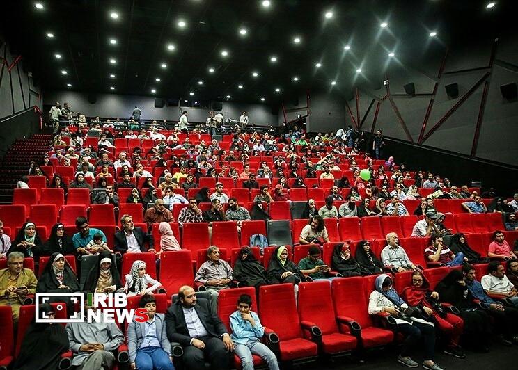 فروش ۸ میلیارد تومانی سینماها در هفته گذشته * فروش ۸ میلیارد تومانی سینماها در هفته گذشته *