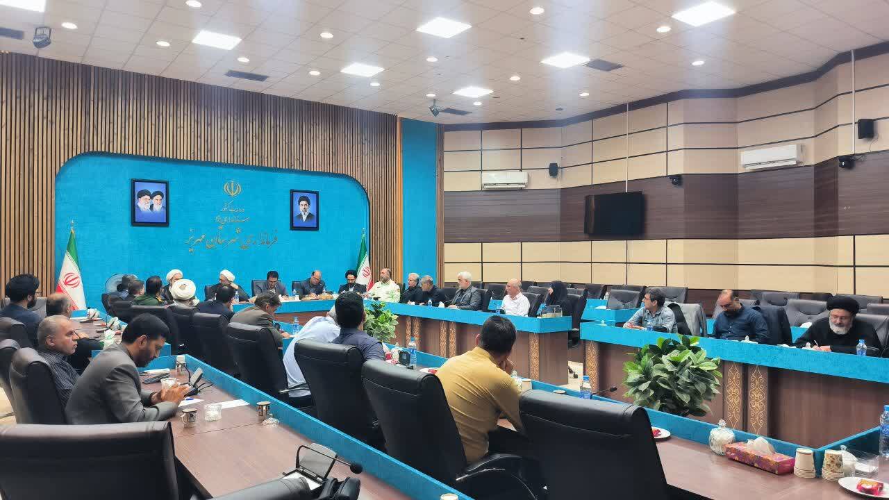 ظرفیت نوجوانان باید در کانون برنامههای فرهنگی قرار گیرد ظرفیت نوجوانان باید در کانون برنامههای فرهنگی قرار گیرد