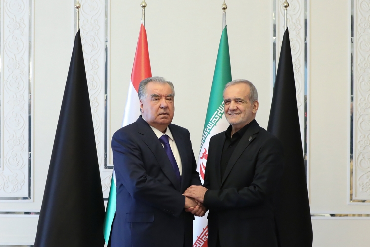 پزشکیان: روابط ایران و تاجیکستان می‌تواند بسیار فراتر از وضعیت کنونی گسترش یابد