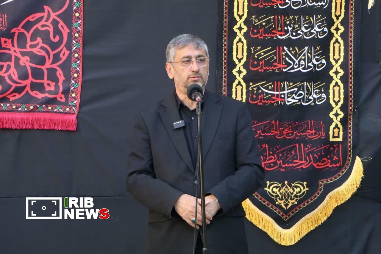 حضور گسترده مردم در آیین بزرگداشت رهبر شهید، تجدید بیعت با آرمانهای انقلاب اسلامی، شهدا و رهبری است حضور گسترده مردم در آیین بزرگداشت رهبر شهید، تجدید بیعت با آرمانهای انقلاب اسلامی، شهدا و رهبری است