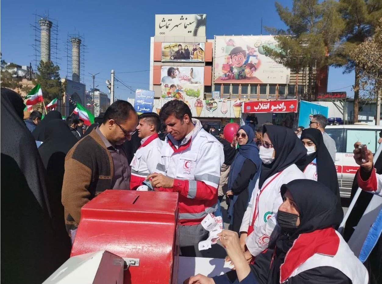 حضور ۳۴ تیم عملیاتی هلال احمر مازندران در مراسم تشییع رهبر شهید حضور ۳۴ تیم عملیاتی هلال احمر مازندران در مراسم تشییع رهبر شهید