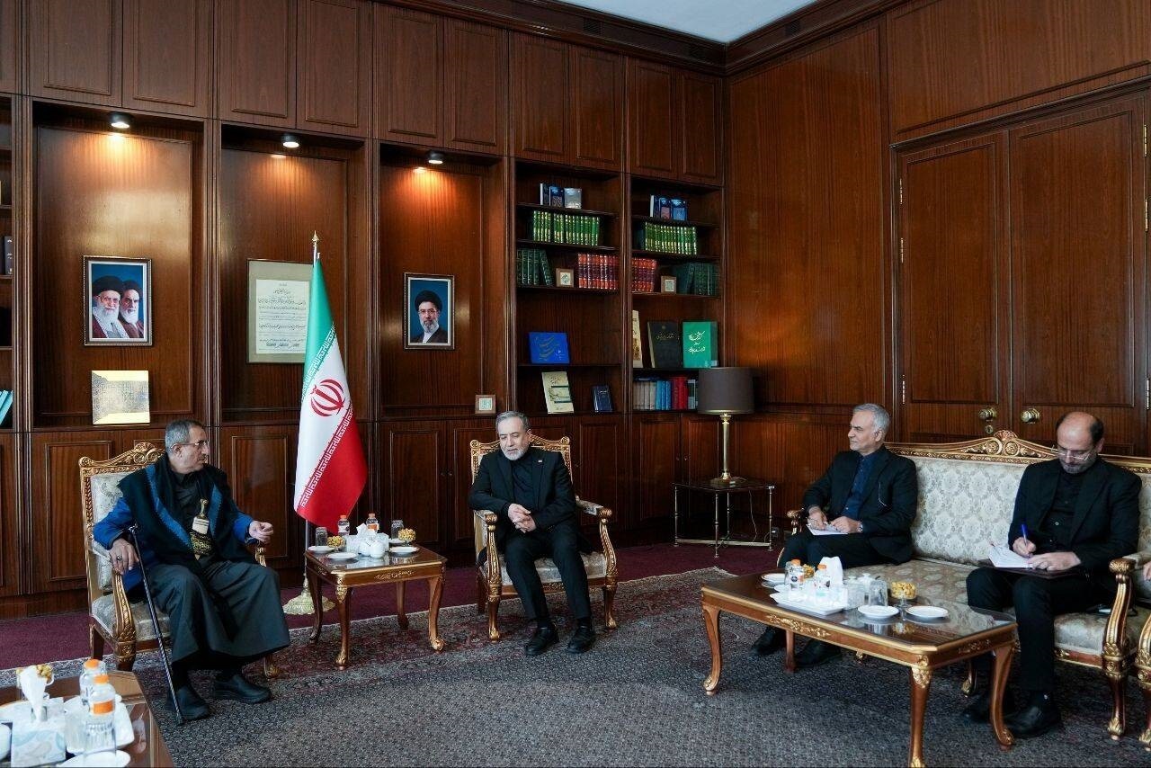 آمادگی ایران برای اجرای کامل نقشه راه صلح یمن آمادگی ایران برای اجرای کامل نقشه راه صلح یمن