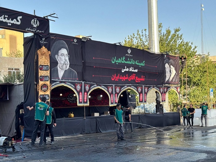 فعال شدن موکبهای دانشگاهی برای معرفی اندیشههای رهبر شهید به نسل جوان فعال شدن موکبهای دانشگاهی برای معرفی اندیشههای رهبر شهید به نسل جوان