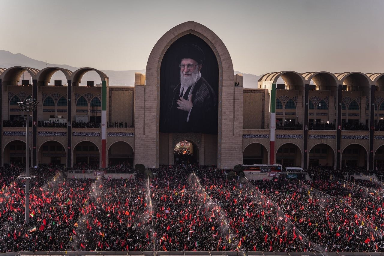 اعلام مسیرها، محدودیتهای ترافیکی و تمهیدات حملونقل عمومی آیین تشییع رهبر شهید انقلاب اعلام مسیرها، محدودیتهای ترافیکی و تمهیدات حملونقل عمومی آیین تشییع رهبر شهید انقلاب