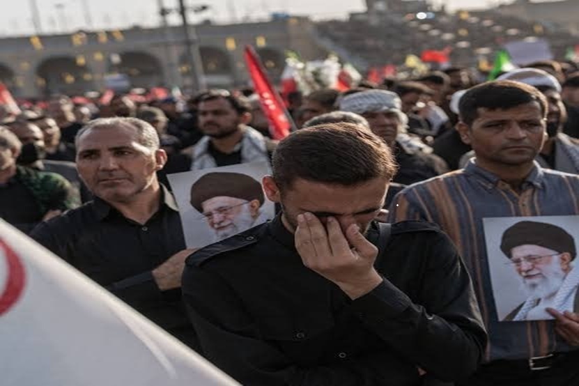 بازتاب جهانی مراسم اقامه نماز بر پیکر رهبر شهید بازتاب جهانی مراسم اقامه نماز بر پیکر رهبر شهید