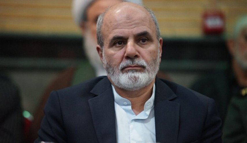 دریادار احمدیان: تا آخر پای عهد خود ایستادهایم دریادار احمدیان: تا آخر پای عهد خود ایستادهایم