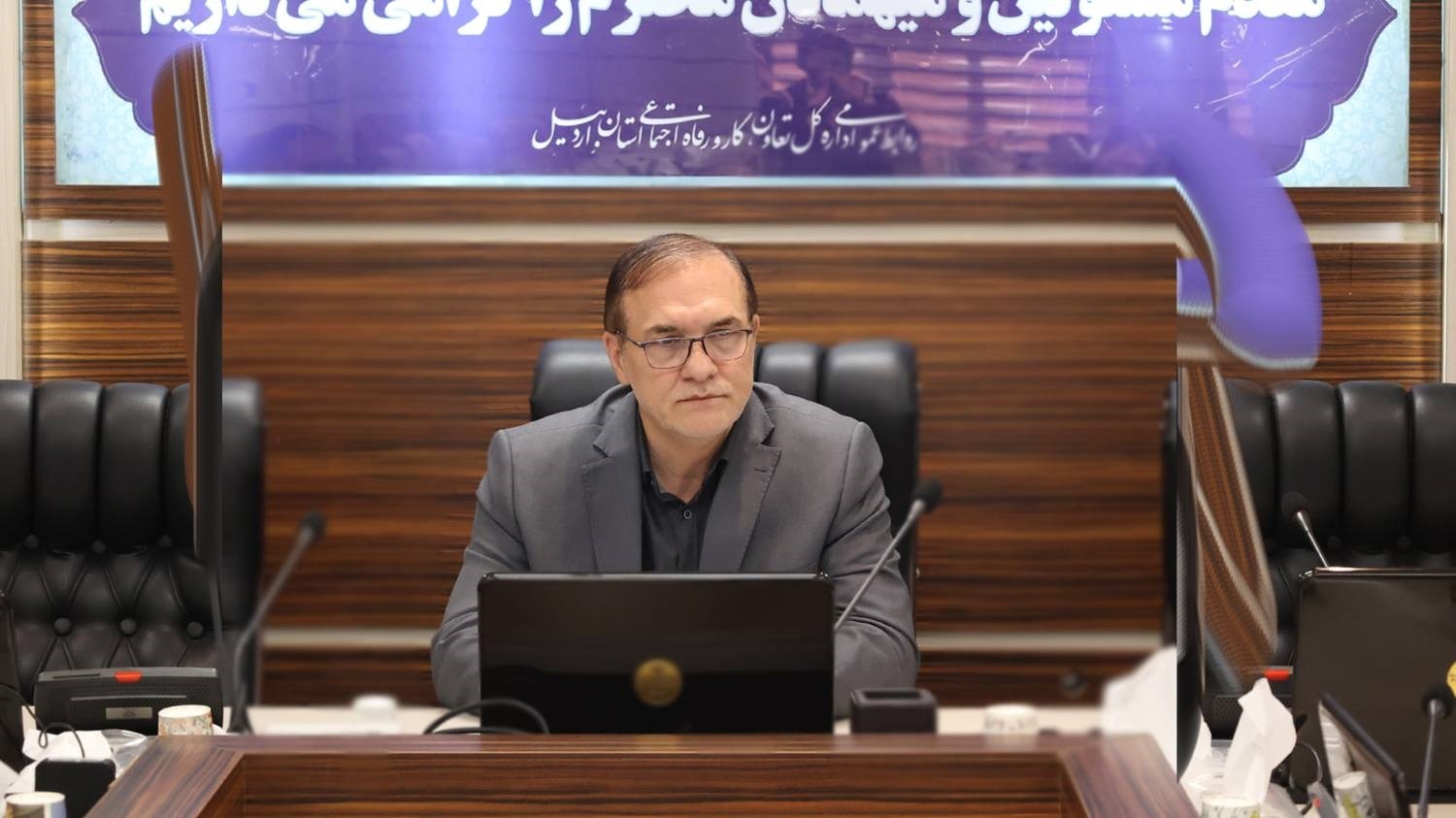 ۳۰ درصد اختلافات کارگری و کارفرمایی اردبیل با سازش حل شد ۳۰ درصد اختلافات کارگری و کارفرمایی اردبیل با سازش حل شد