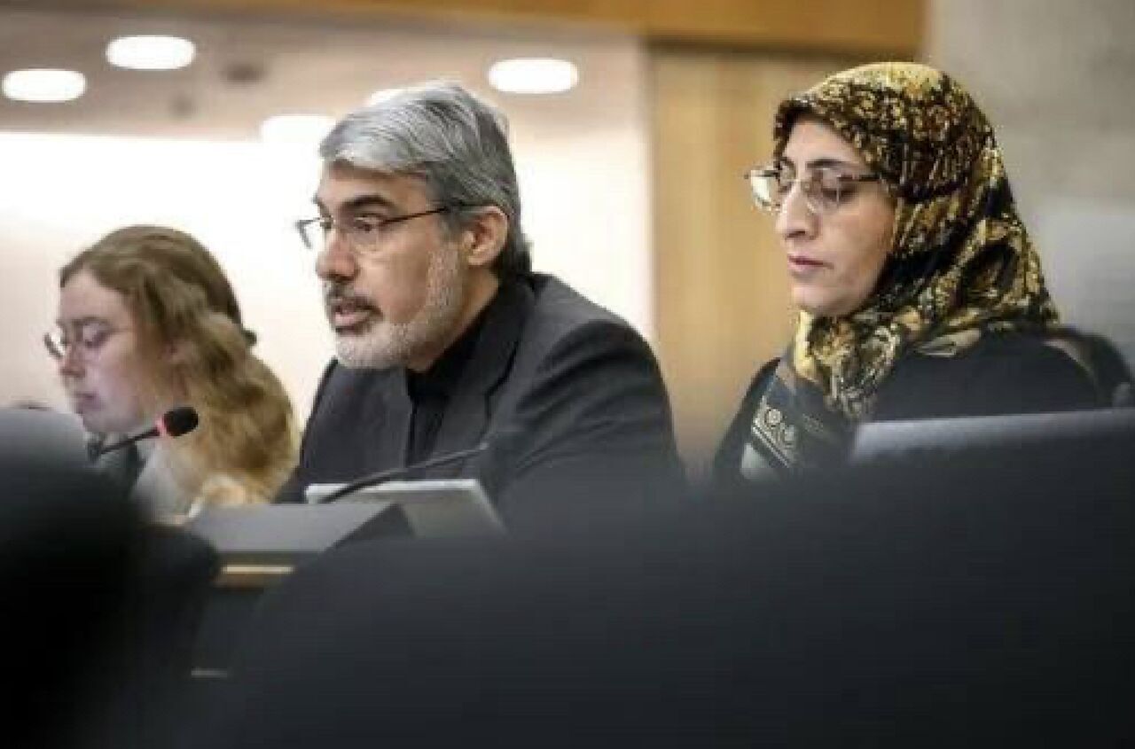 انتقاد نماینده ایران در شورای حقوق بشر از آمریکا بابت زیر پاگذاشتن تعهداتش انتقاد نماینده ایران در شورای حقوق بشر از آمریکا بابت زیر پاگذاشتن تعهداتش