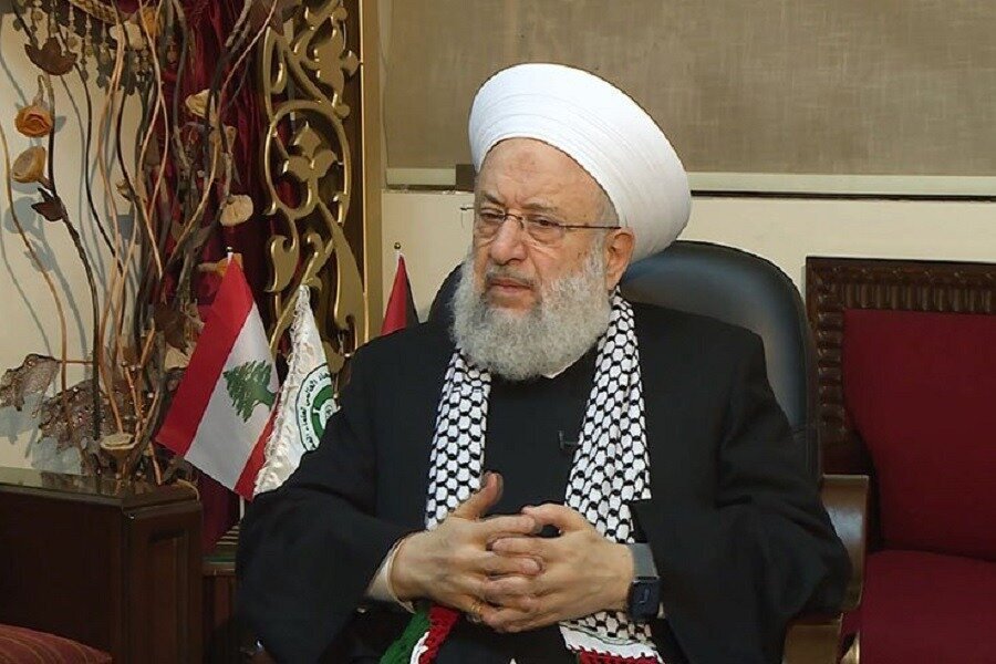 شهید خامنهای در مقابل زورگویی آمریکا سر خم نکرد شهید خامنهای در مقابل زورگویی آمریکا سر خم نکرد