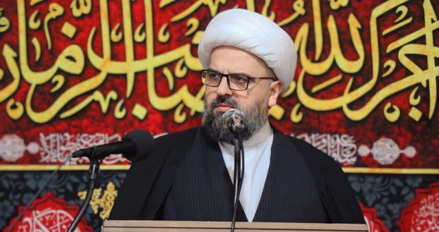 شهید خامنهای در مقابل زورگویی آمریکا سر خم نکرد شهید خامنهای در مقابل زورگویی آمریکا سر خم نکرد