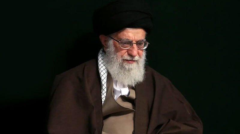 برگزاری مجلس ختم رهبر شهید در حرم حضرت معصومه (س) برگزاری مجلس ختم رهبر شهید در حرم حضرت معصومه (س)