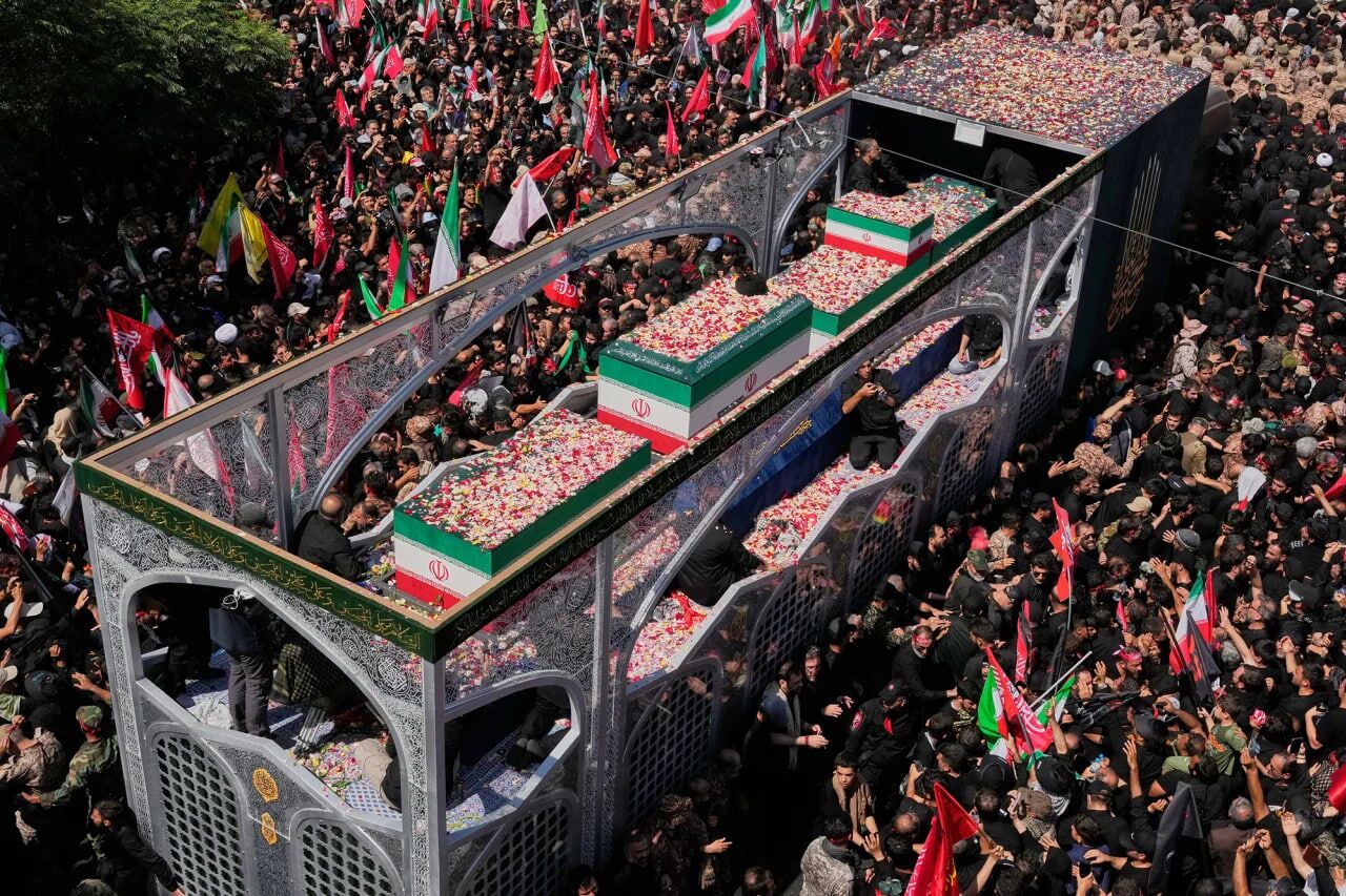 قدردانی فرمانده سپاه امام سجاد هرمزگان از حضور مردم در تشییع رهبر شهید