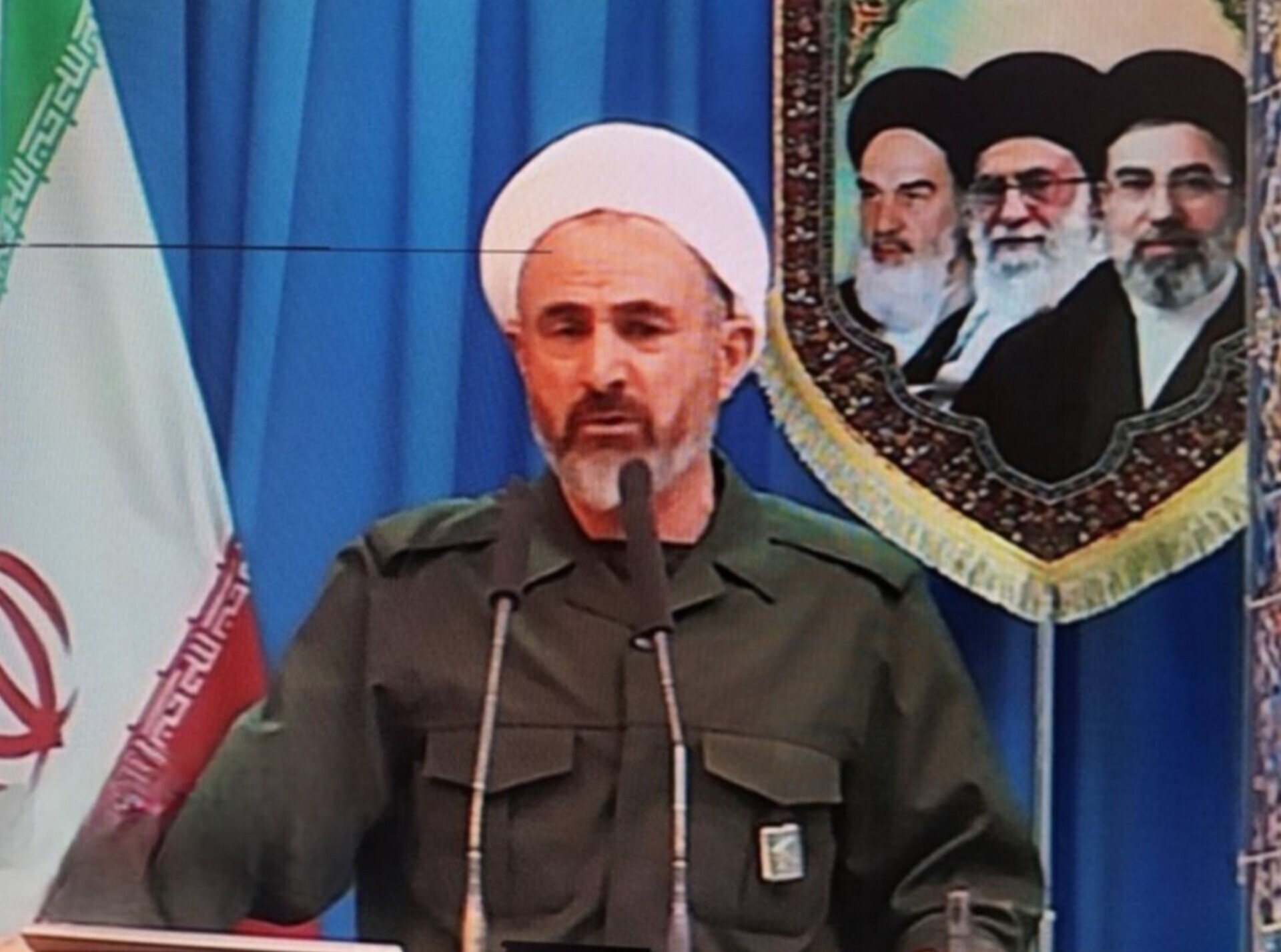 جمعیت ۴۳ میلیونی تشییع کنندگان رهبر شهید، بزرگترین رزمایش وحدت ملی را رقم زدند جمعیت ۴۳ میلیونی تشییع کنندگان رهبر شهید، بزرگترین رزمایش وحدت ملی را رقم زدند
