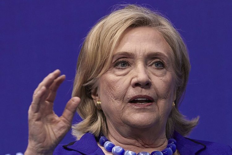 هیلاری کلینتون: نظام انتخاباتی آمریکا متعلق به دوران بردهداری است! هیلاری کلینتون: نظام انتخاباتی آمریکا متعلق به دوران بردهداری است!