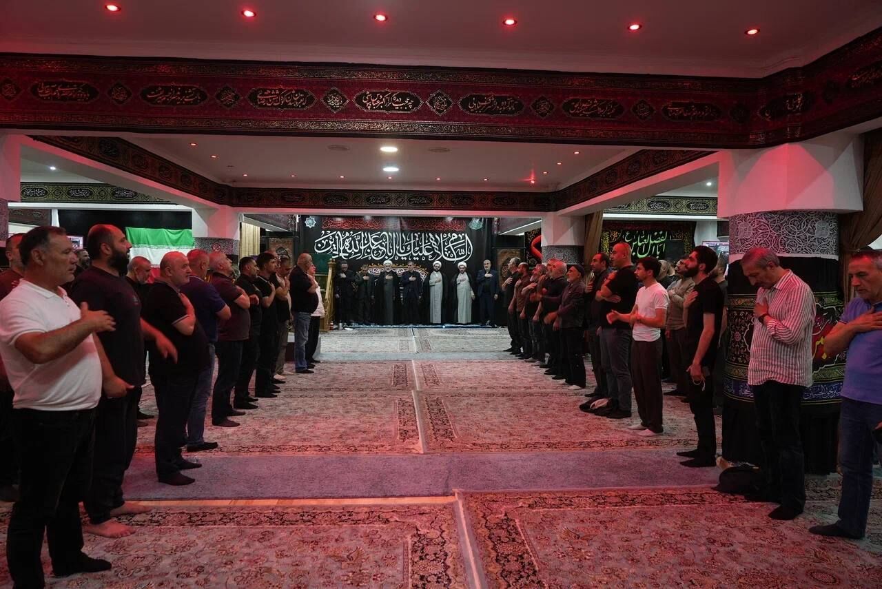 مراسم بزرگداشت رهبر شهید انقلاب در مرکز اسلامی مسکو مراسم بزرگداشت رهبر شهید انقلاب در مرکز اسلامی مسکو
