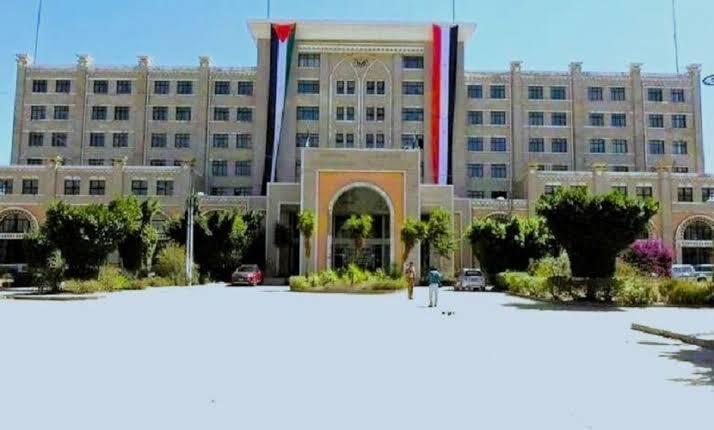 حمله عربستان به فرودگاه بین المللی صنعا حمله عربستان به فرودگاه بین المللی صنعا