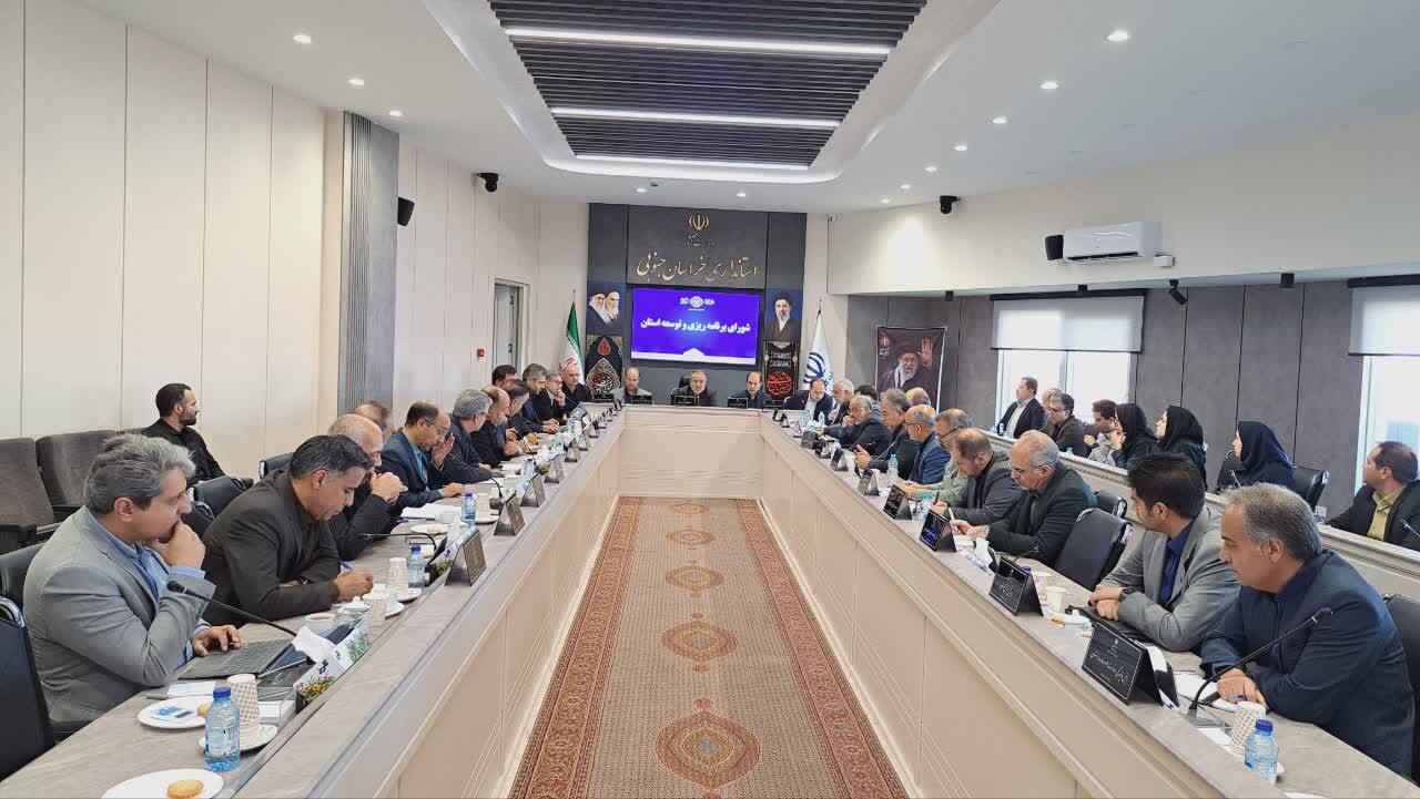 تعیین تکلیف ۳ و نیم همت از اعتبارات ابلاغی خراسان جنوبی تعیین تکلیف ۳ و نیم همت از اعتبارات ابلاغی خراسان جنوبی