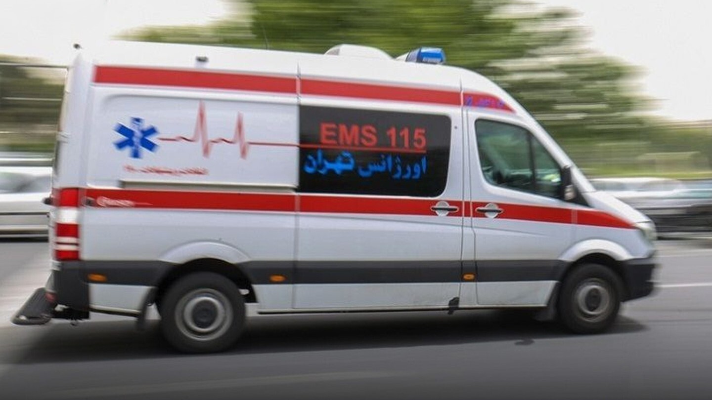 آتشسوزی یک واحد مسکونی در ستارخان ۸ مصدوم بر جای گذاشت آتشسوزی یک واحد مسکونی در ستارخان ۸ مصدوم بر جای گذاشت