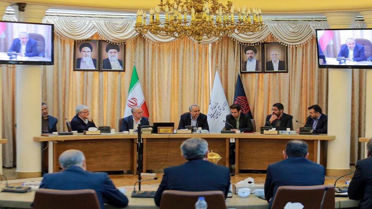سرمایه گذاران و کارآفرینان خوش نام موتور محرک توسعه اقتصادی آذربایجان شرقی
