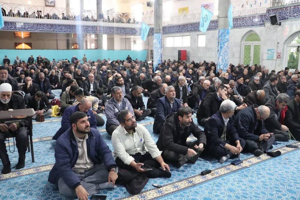 تاکید خطیبان جمعه کردستان بر حضور باشکوه در اربعین تاکید خطیبان جمعه کردستان بر حضور باشکوه در اربعین